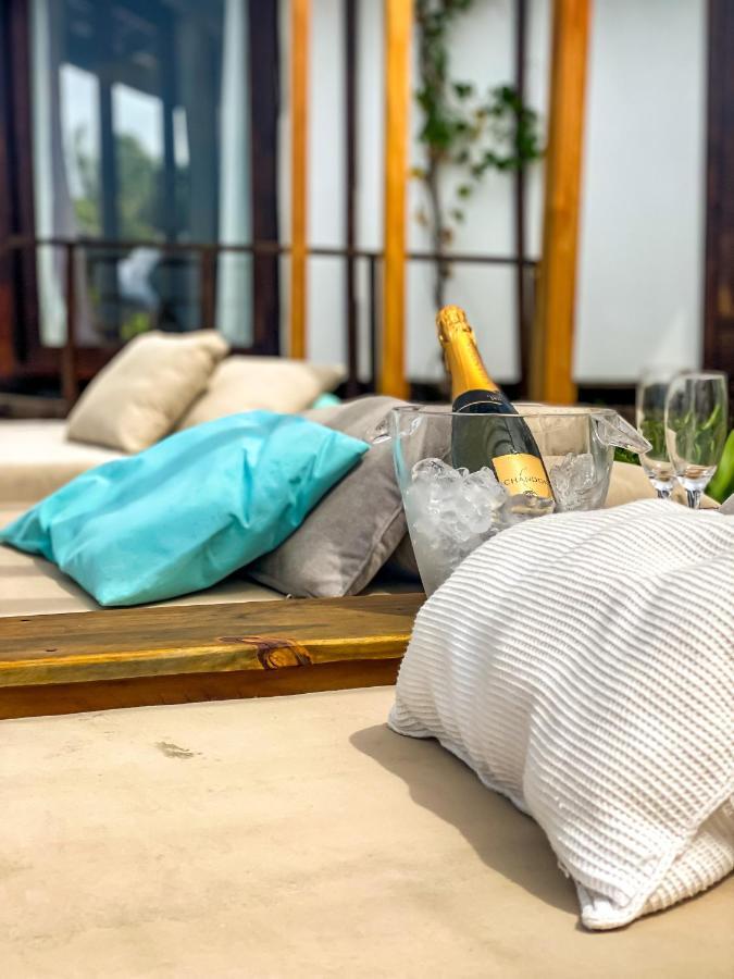Santa Maria Atins Hotel Buitenkant foto